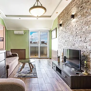 https://apartments-u-prawnika.hotelslviv.net